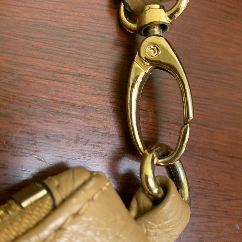 Used Tory Burch Bundle comes with Wrapping! - Picture 7 of 8